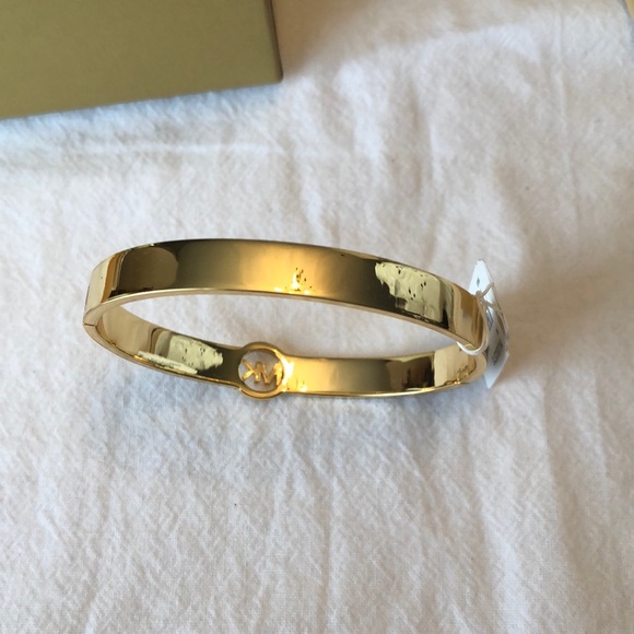 Michael Kors Polished Gold Plated Brass & Pave Crystals Logo Bangle NWT & Box - Picture 11 of 16